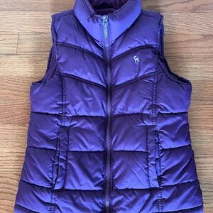 Girls Old Navy Purple Puffer Vest, size 6-8